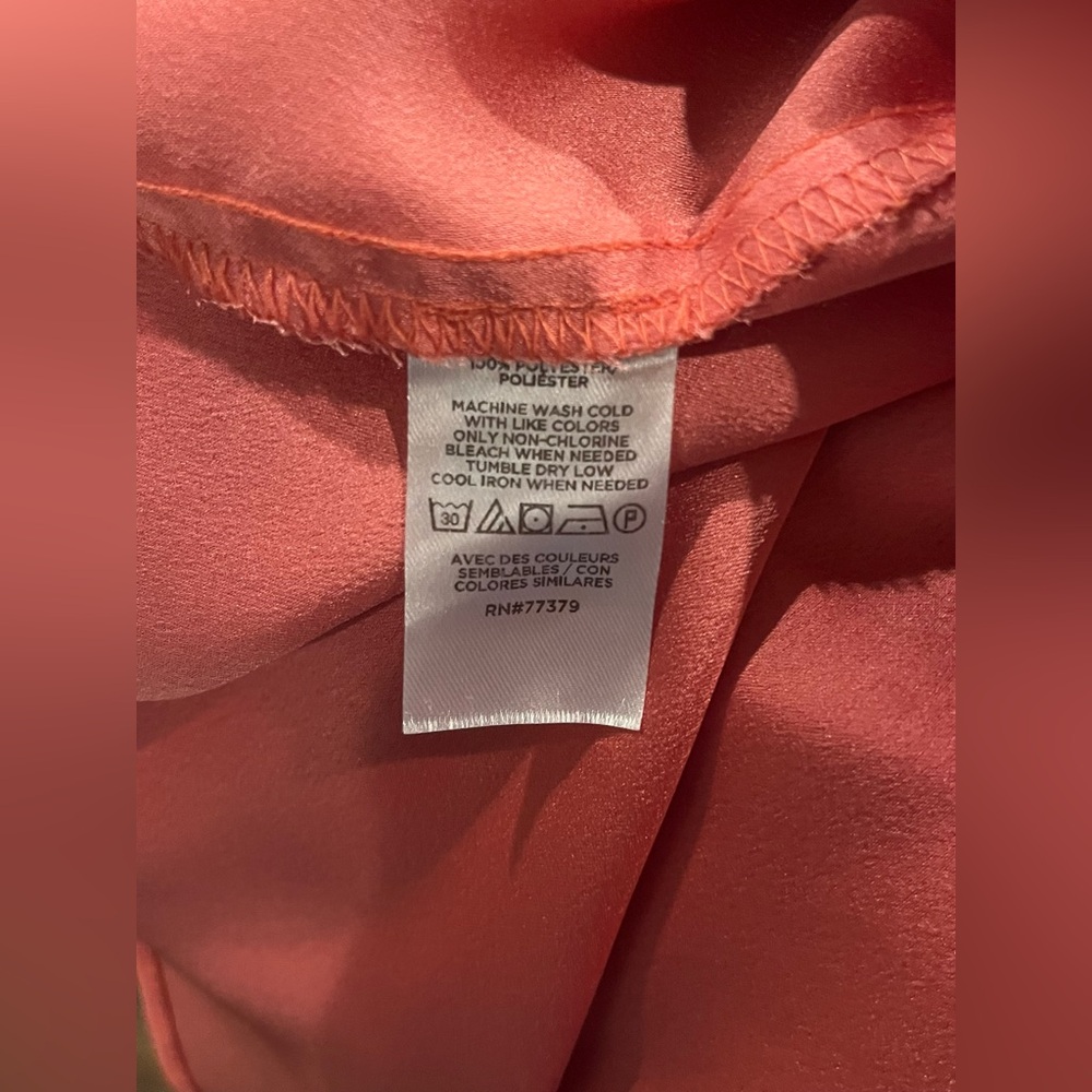 Ann Taylor Women's Coral Button-Down Polyester Shirt, Size Medium - Picture 4 of 4